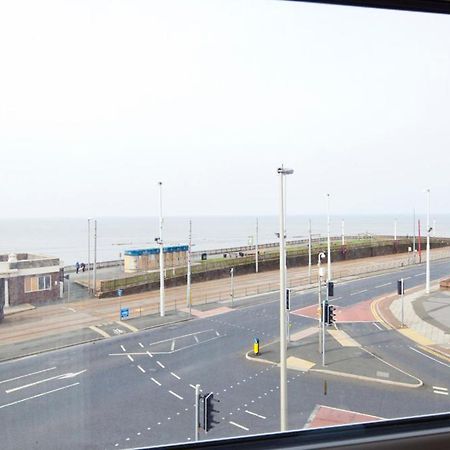 Queens Mansions: Empress Suite Blackpool Eksteriør billede